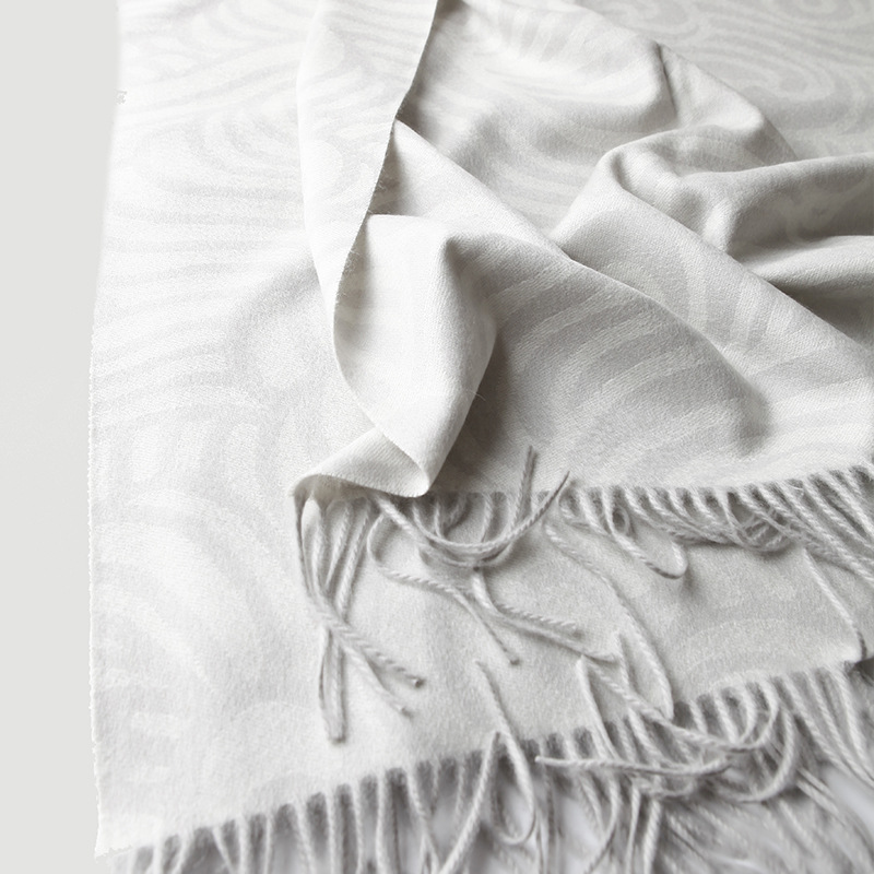 Cloud Pattern Double-Sided Jac - Cashmere Throw Blanket reseña y precio