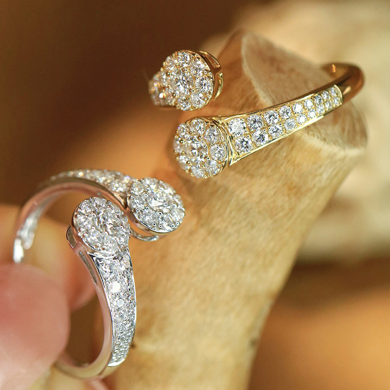 Aazuo Vintage Jewely 18K Yello - Luxury Lifestyle For Women reseña y precio